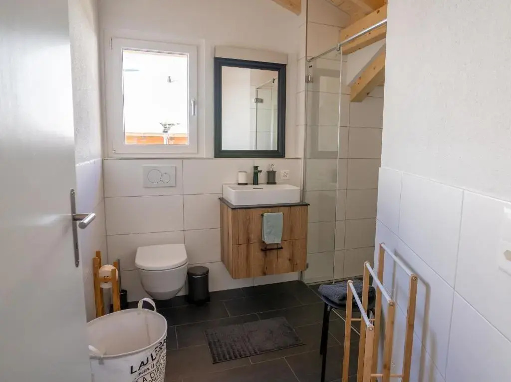 Chuenislodge3 neu&stilvoll, 2Balkone, echtes Bijou mit top-Aussicht