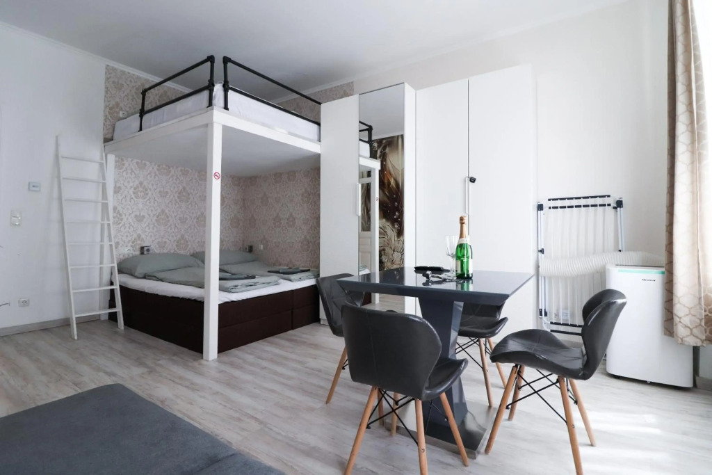CozyNite Premium Apartment Favoriten 1