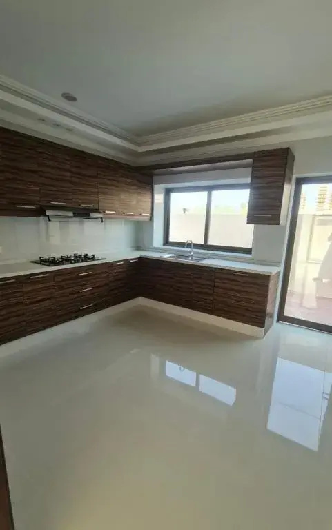 AB Villa - Pool & Cinema