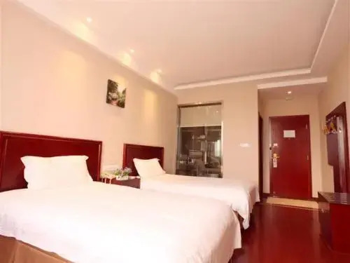 GreenTree Inn Nanjing Tangshan Town Hot Spring Express Hotel