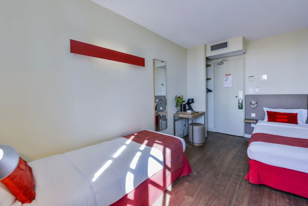 Hôtel Bordeaux Clémenceau by Happyculture
