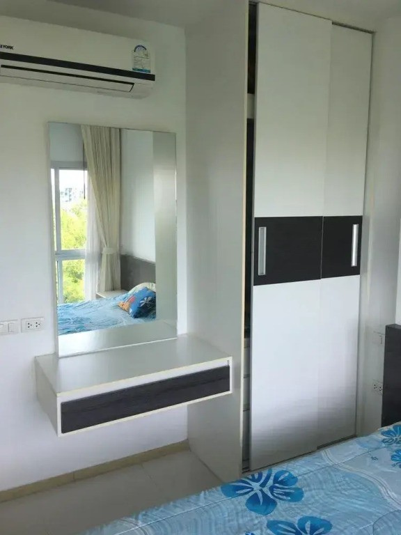 The Gallery Condo - D41 by Axiom
