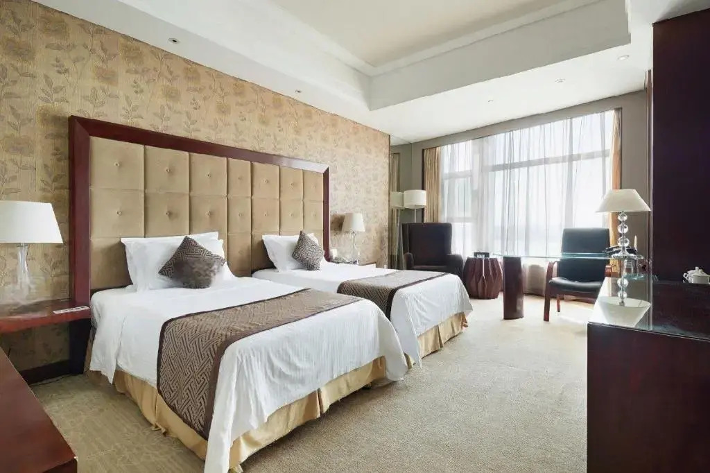 XinHua JianGuo Hotel