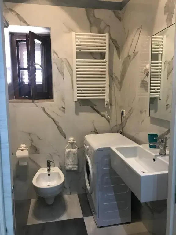 Salinis Apartments