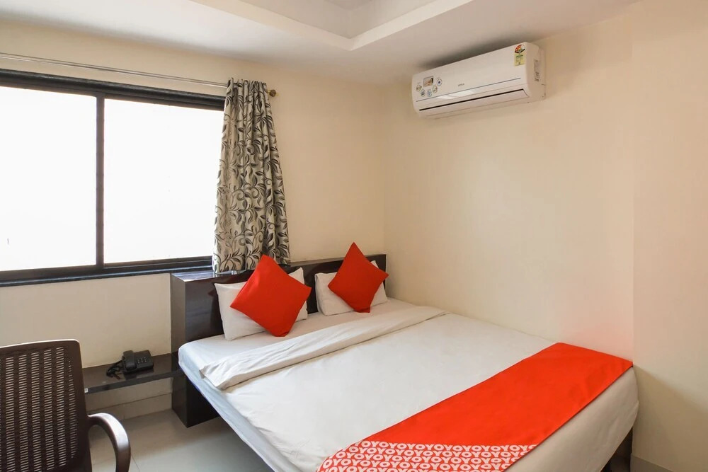 FabHotel Chetan Executive