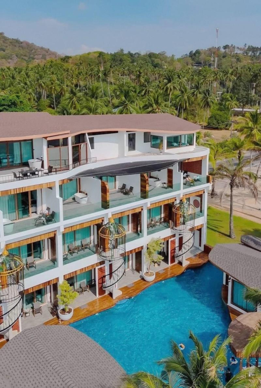 Hotel Villa AoKhanom Beachfront