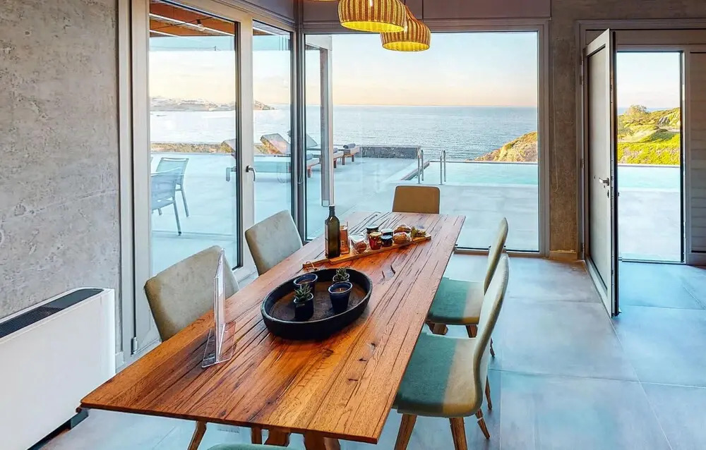 Awesome Home In Gazi, Heraklio