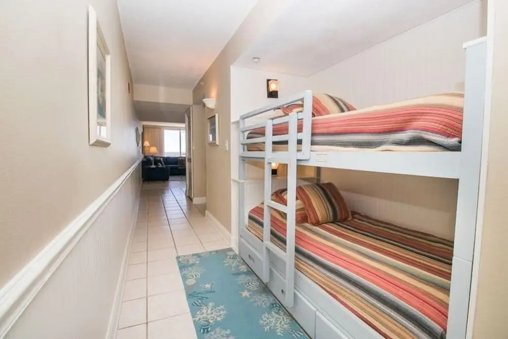 Pelican Beach 1504 1 Bedroom Condo by Pelican Beach Management