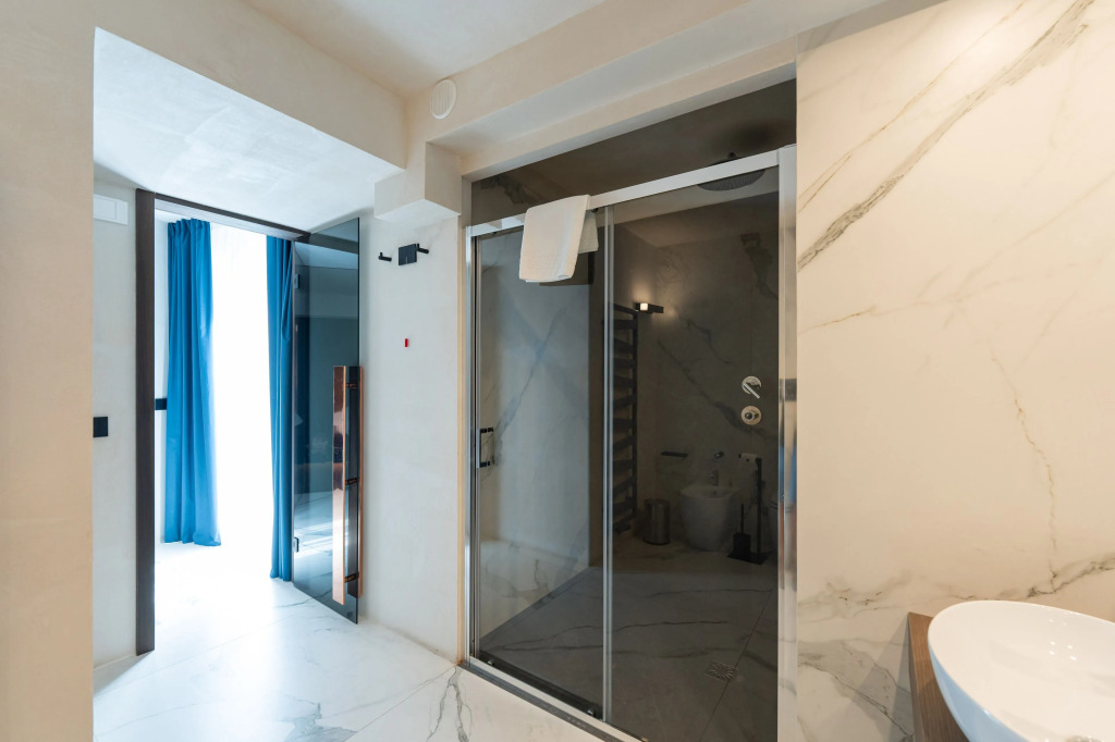 Agra Suites