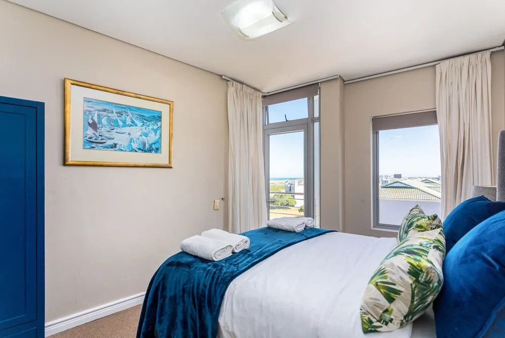 Chic 2BR Near BeachOcean Views Balcony by CTHA