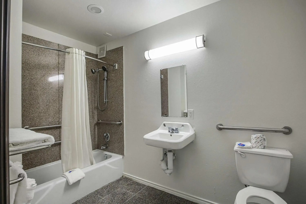 Motel 6-Pasadena, TX