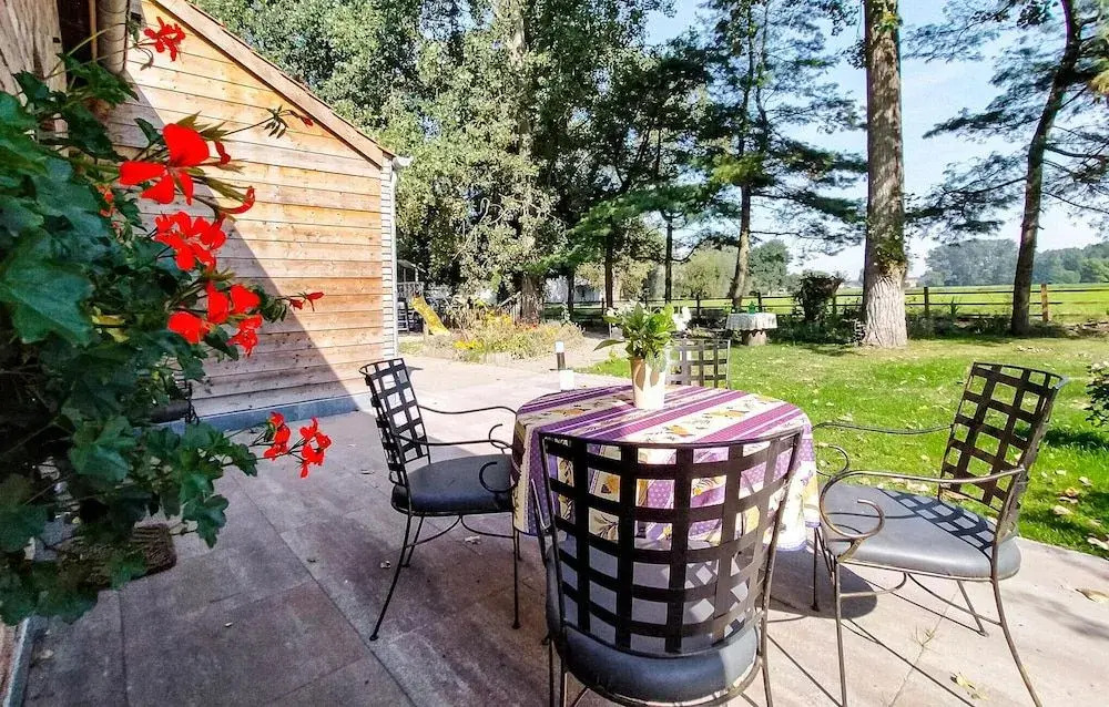 Amazing Home In Knesselare With Sauna