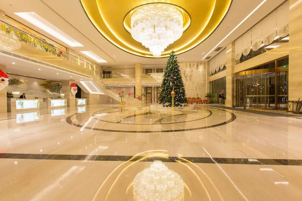 Lianjiang Century Hongteng Hotel