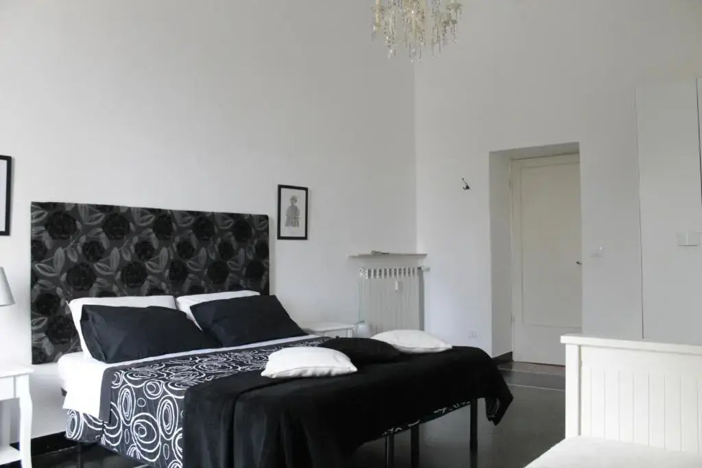 ROOMS 18A
