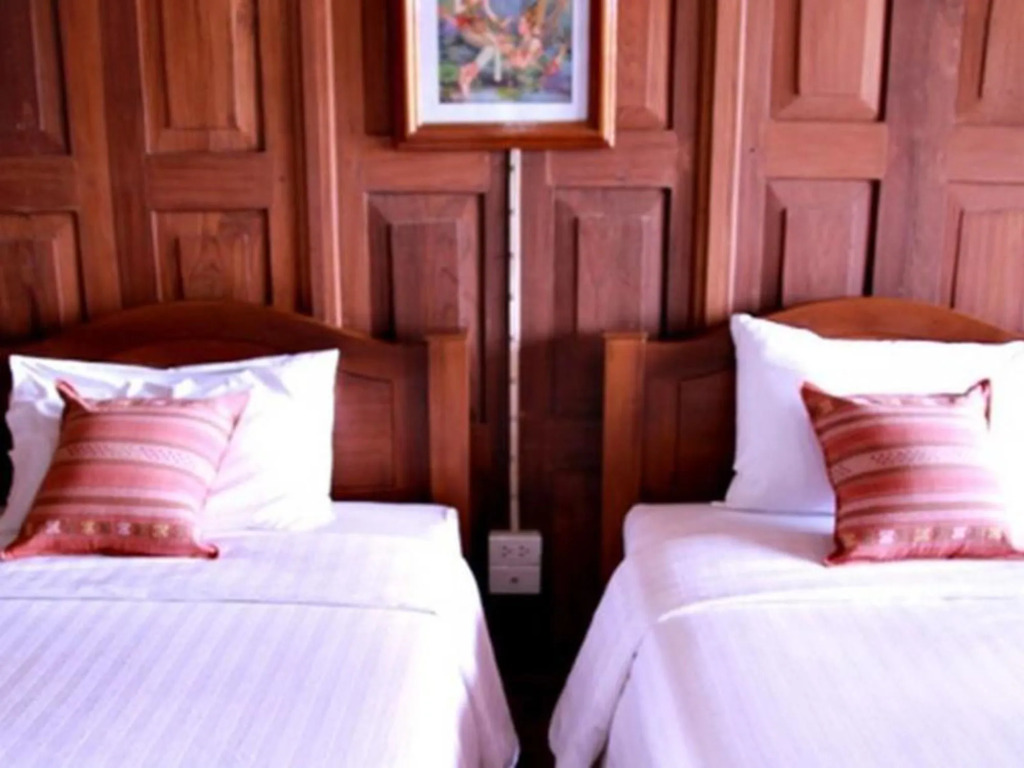 River Bank Resort