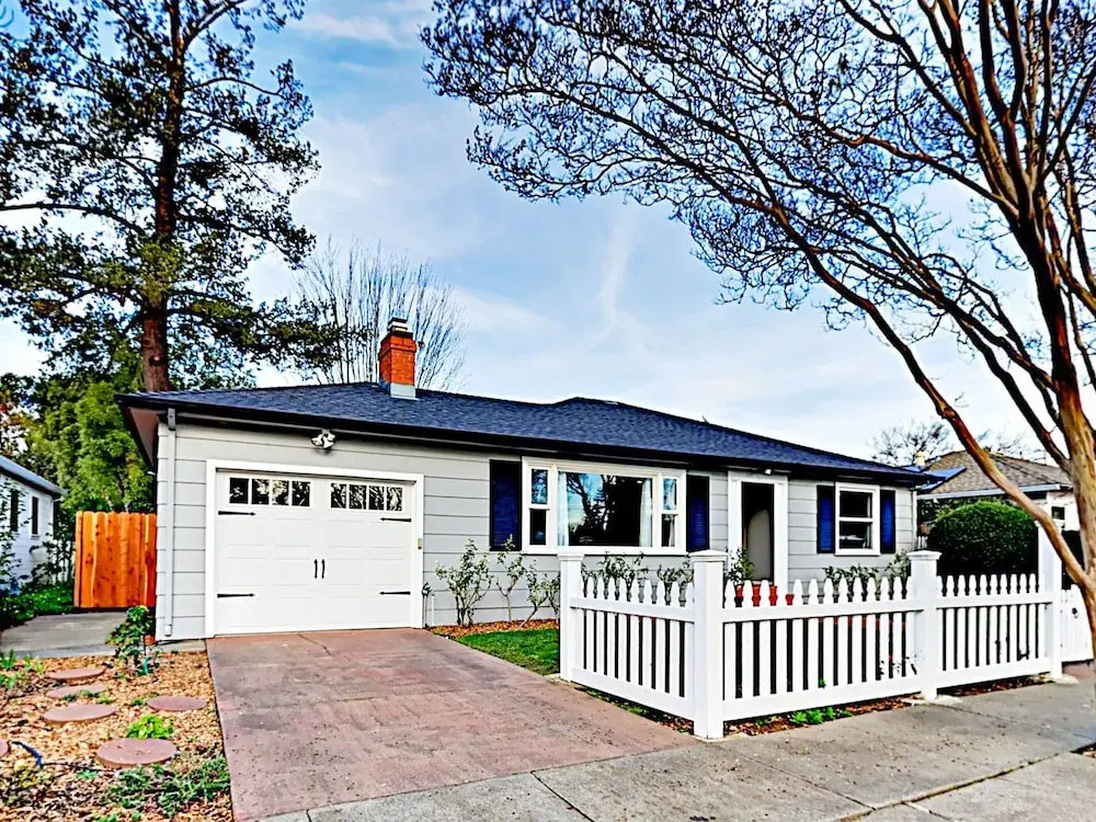 1665 James - 2 Br Home