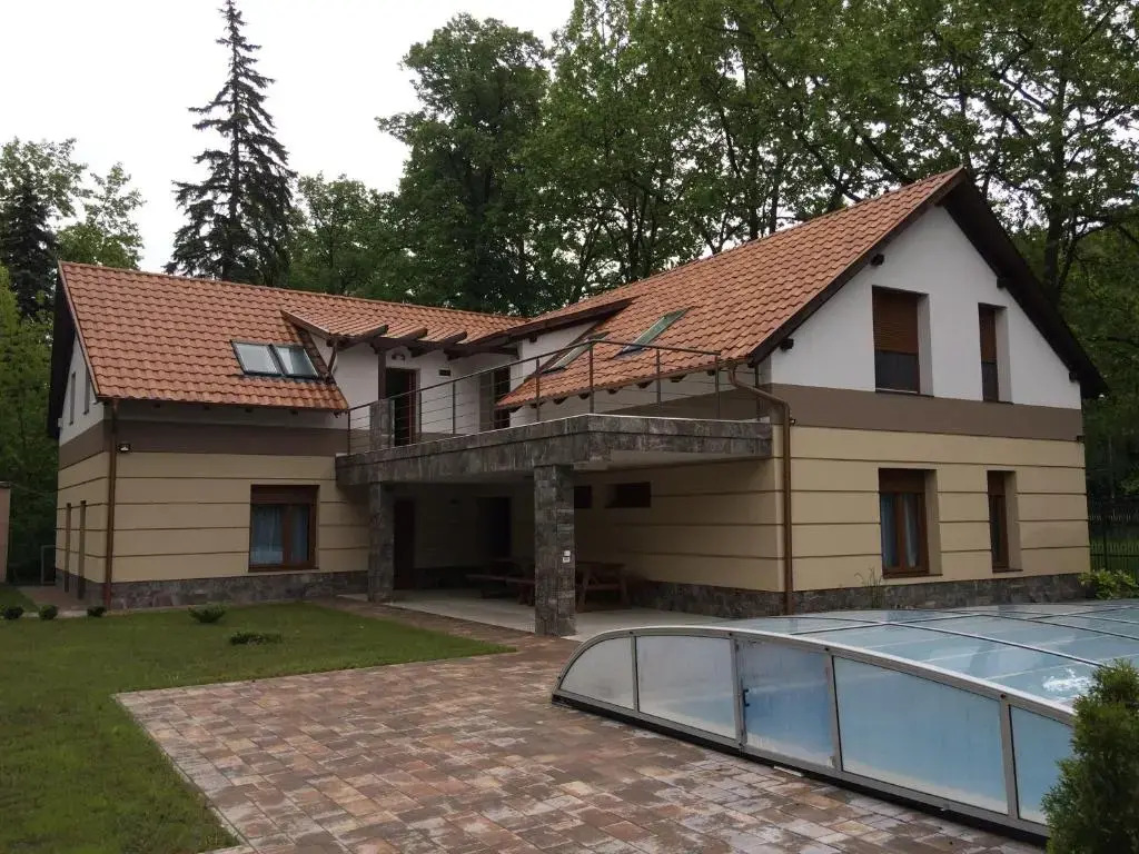 Családi Villa