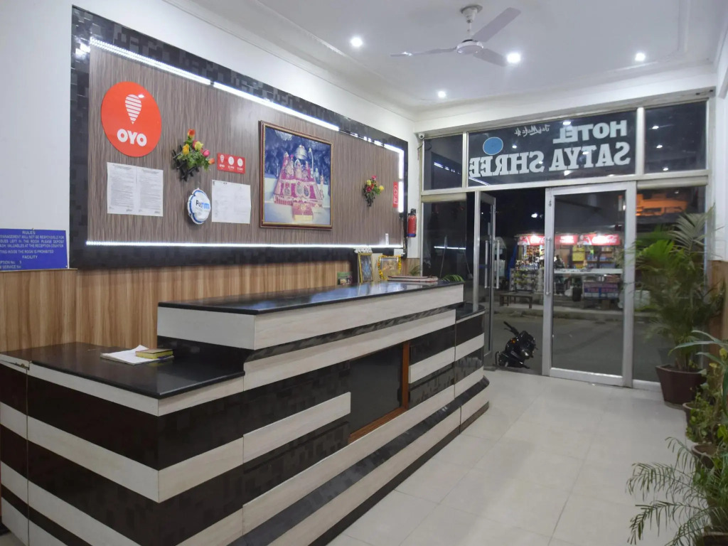 Itsy Hotels Satya Shree