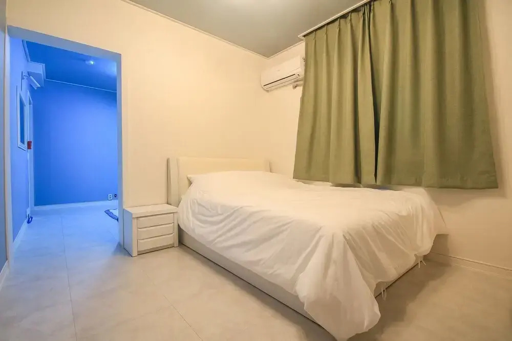 Yeosu Party Motel and Guest House