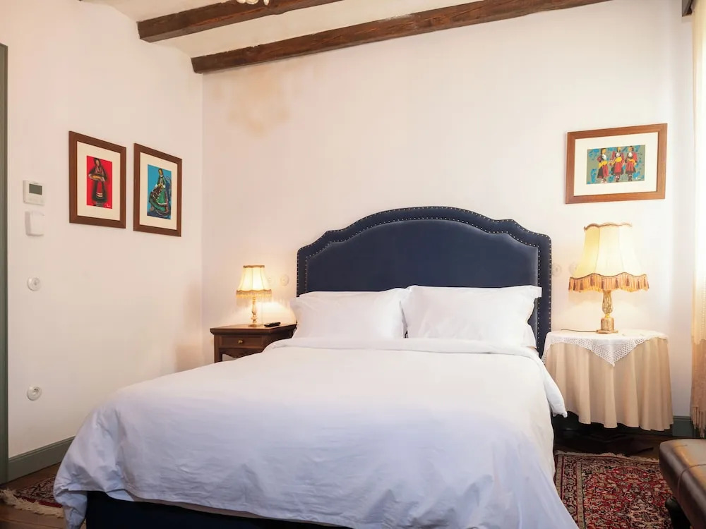 Vila Ebel Hotel Pool & Spa