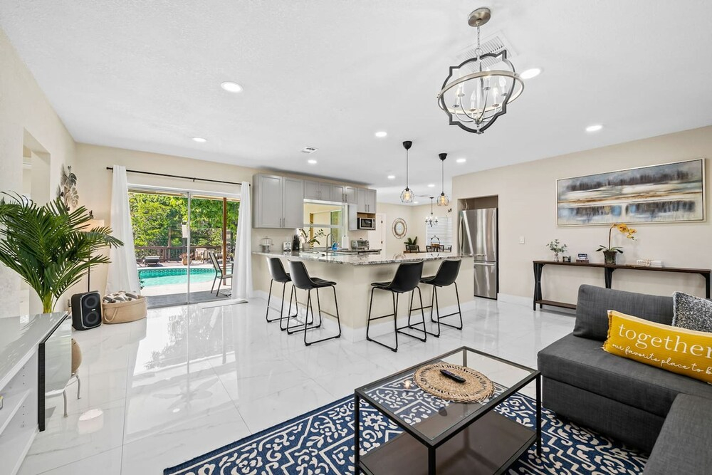 Backyard Oasis Waterfront Pool Paddle Board
