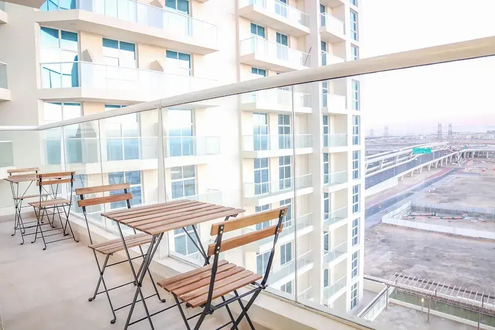 2 Bedroom Apartment- Azizi Plaza