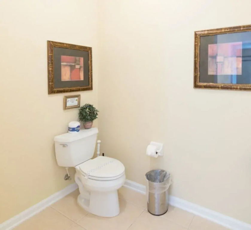 4840 Cayview Ave #204 - 3 Br condo by RedAwning
