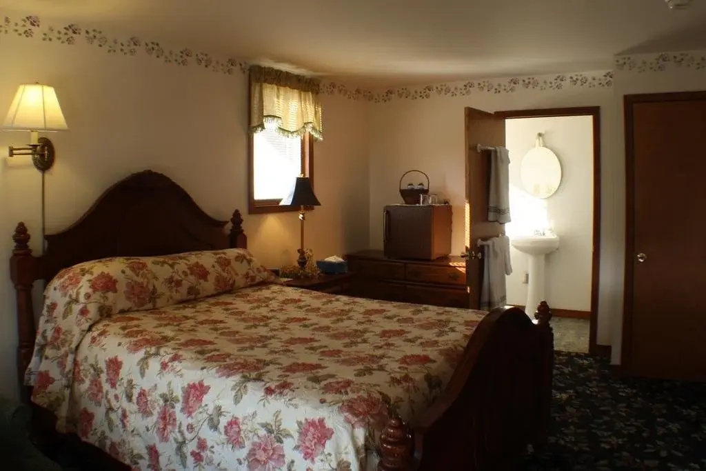 The White Birch Inn
