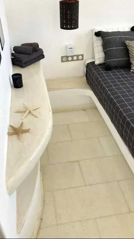 3 bedrooms villa with sea view enclosed garden and wifi at Ios