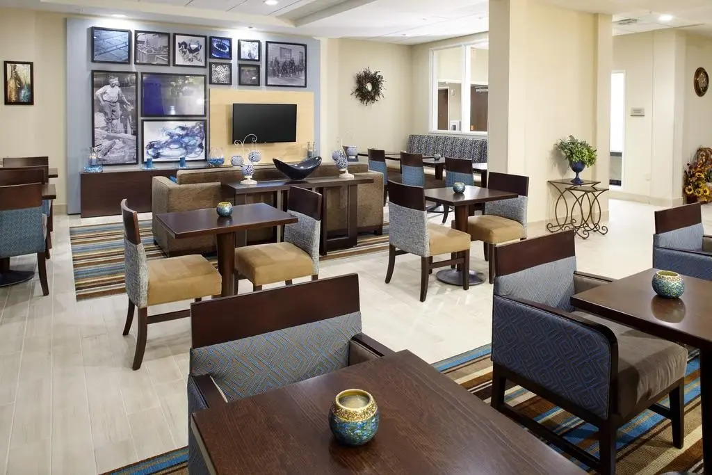 Hawthorn Suites by Wyndham Bridgeport