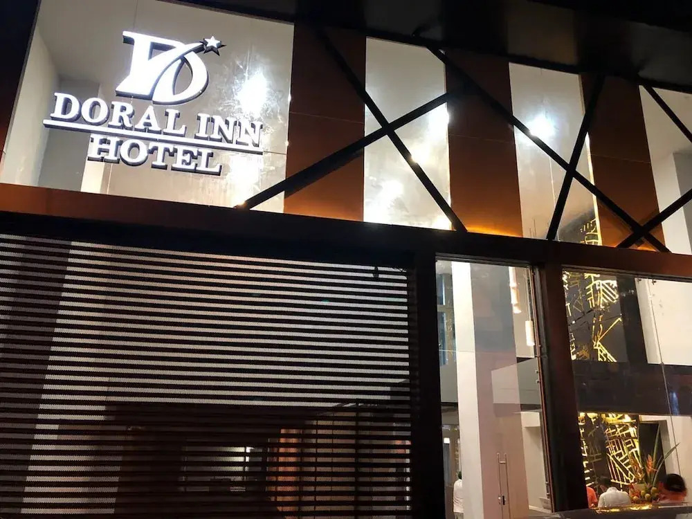 Hotel Doral Inn