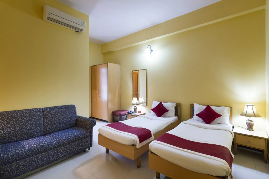 OYO 499 Hotel Umerkot Residency