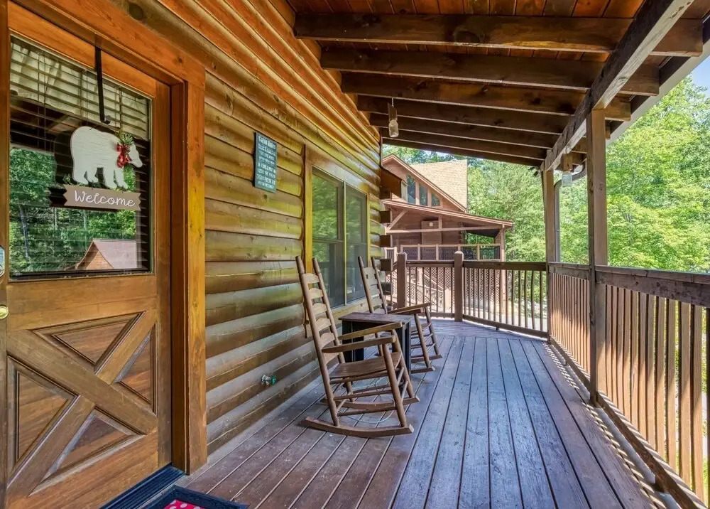 ER306- A Smoky Mountain Dream- Great location- Close to town cabin