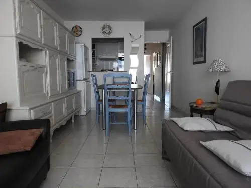 Apartment Rue Jean Yole Proche Plage Et Centre