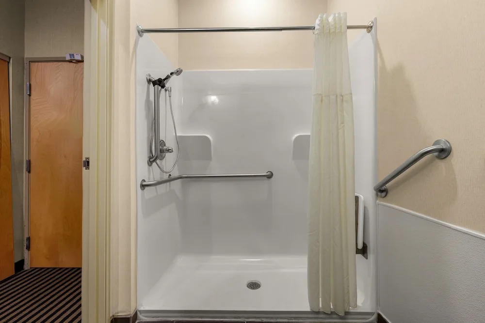 Best Western Plus Atrea Airport Inn & Suites