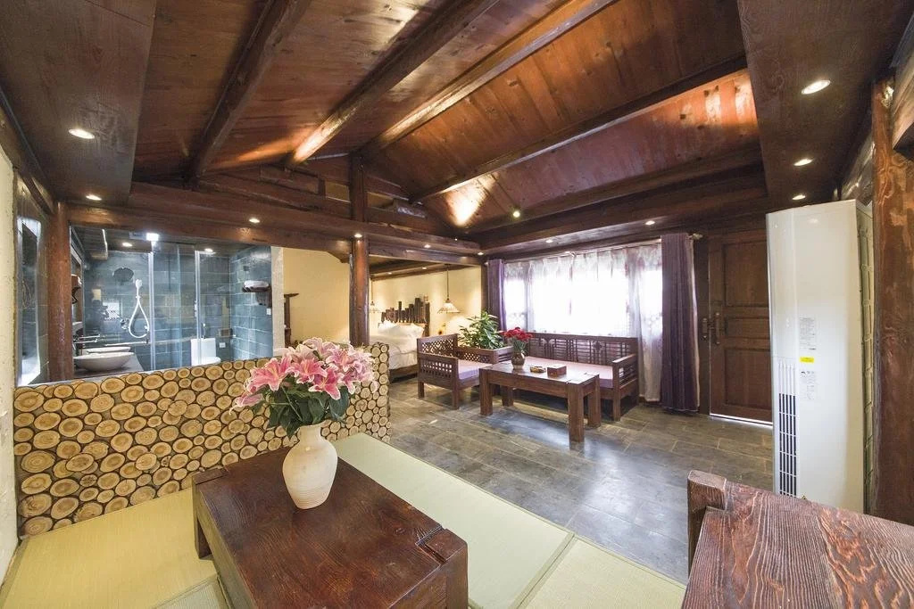 Charming Time Inn
