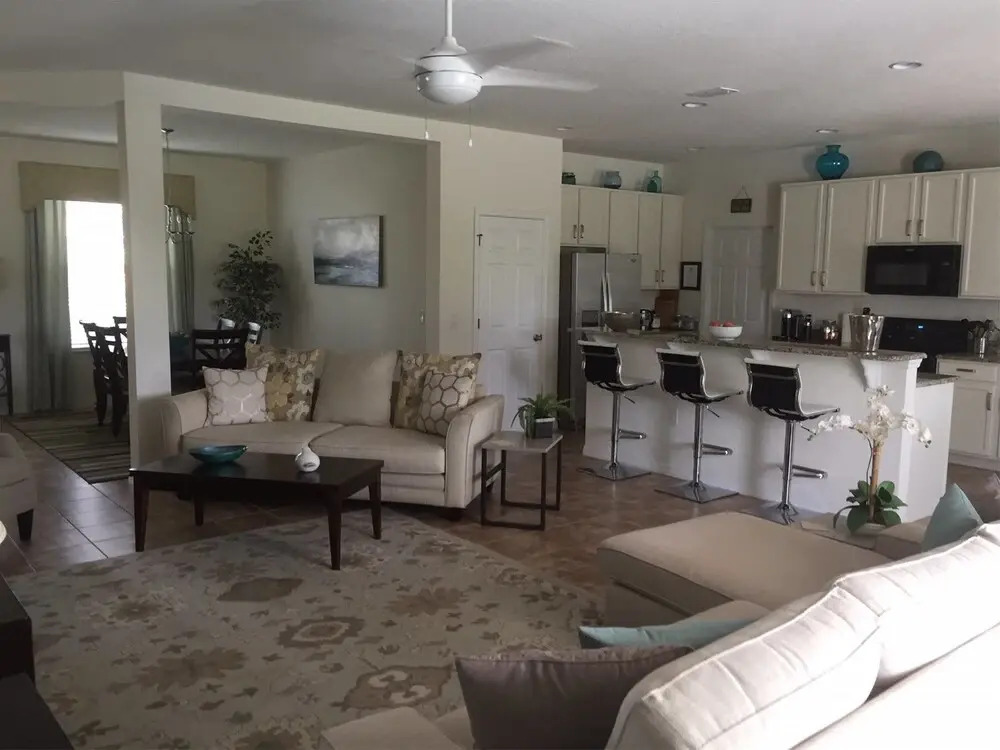Spacious 5 bed Property With Private South Facing Pool, Situated in the Quiet, Gated Community of Watersong and Surrounded by Beautiful Conservation Land - 291