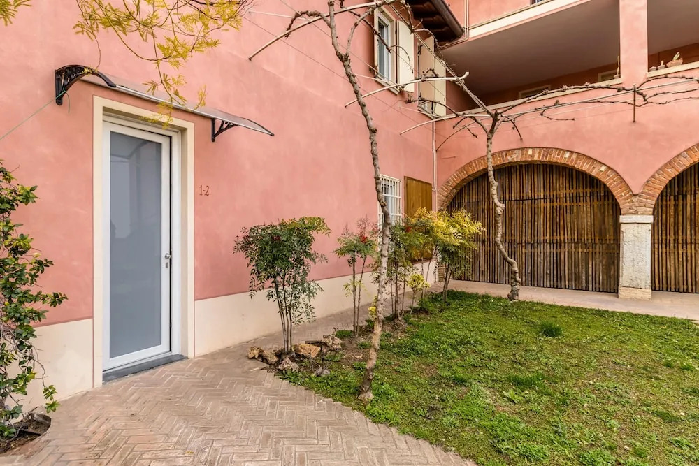 Borgo al Sole 2 by Wonderful Italy