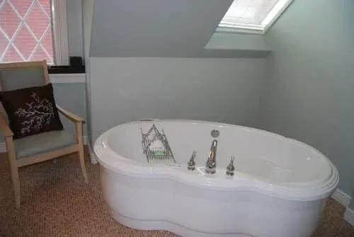 The Doctor's House Inn & Spa