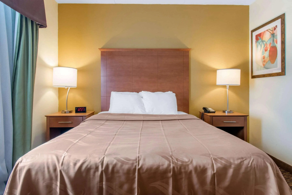 University Hotel & Suites Shippensburg, Trademark by Wyndham