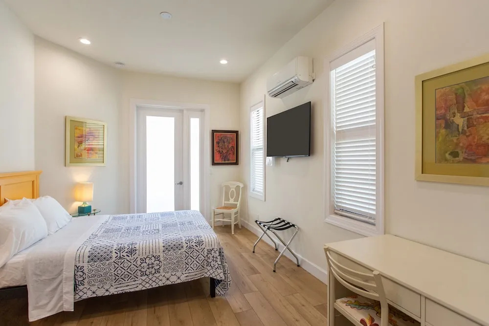 Sorrento 4 Bedroom Home by NFVH