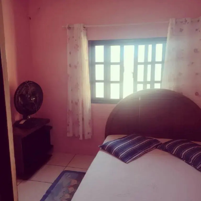 Casa completa a 800 mts da praia
