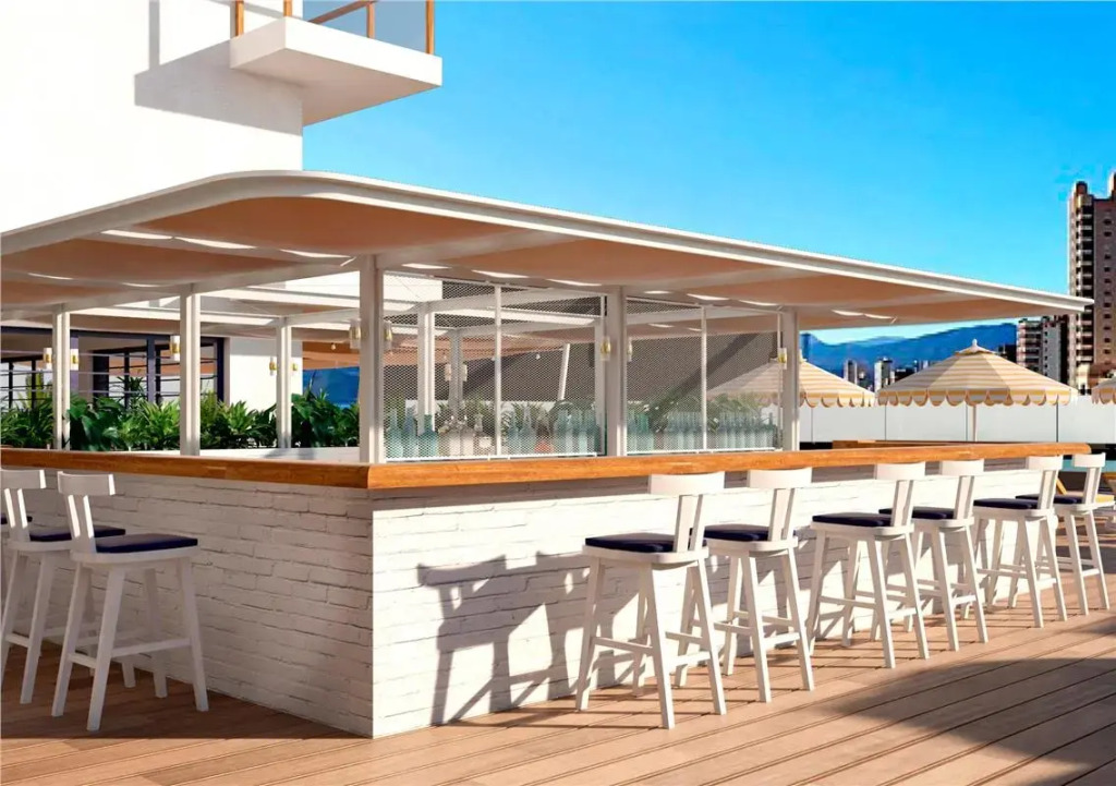 Отель H10 Porto Poniente