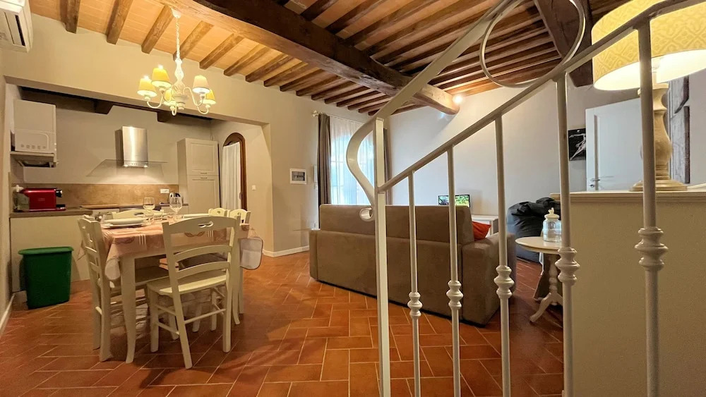 Borgo del Silenzio - Apartments with pool in Lajatico