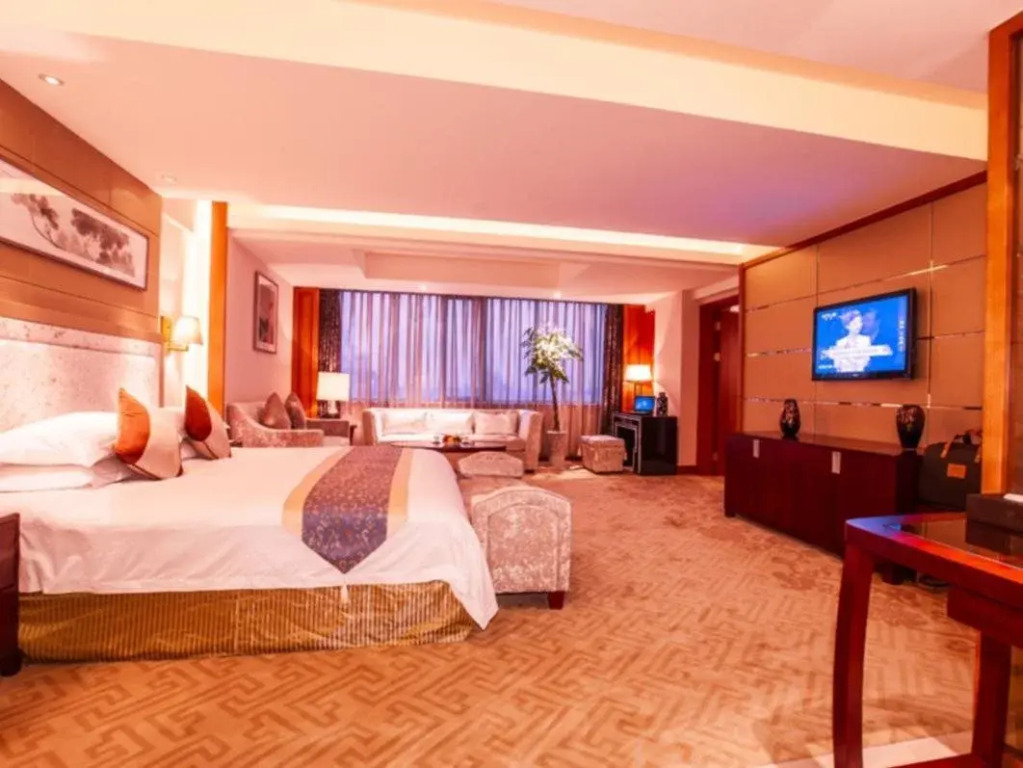 Fuyang Forlife Hotel