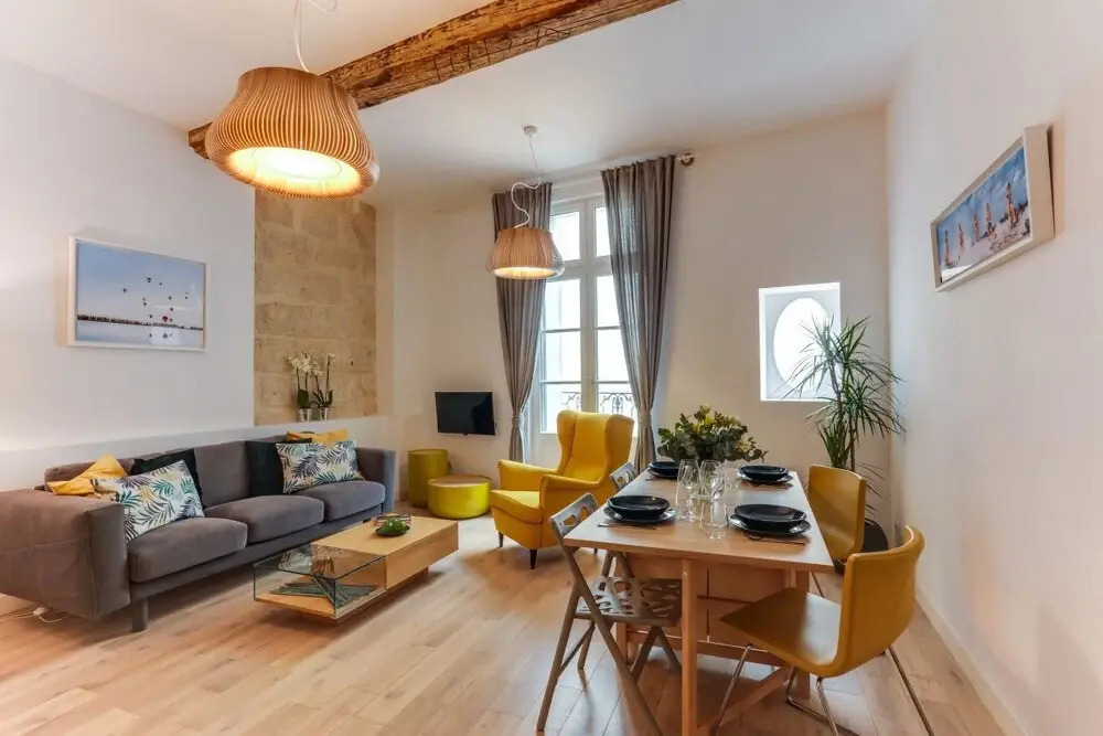 Beautiful 1 Bedroom Historic Center