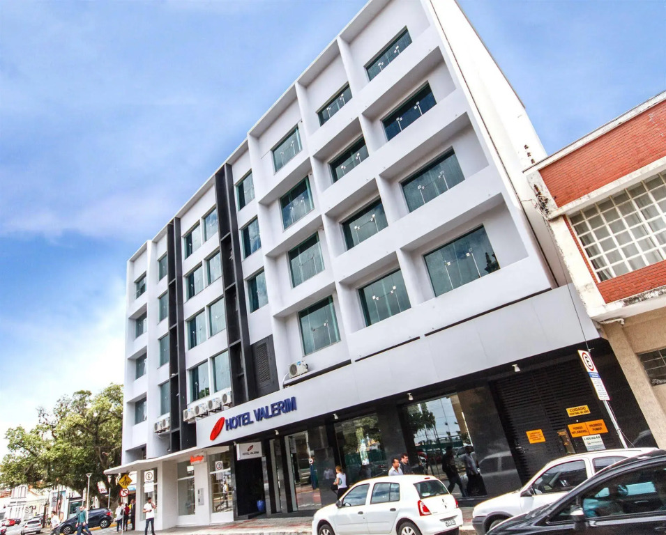 Hotel Valerim Itajaí / Navegantes