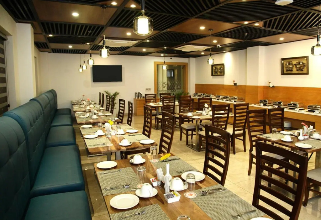 Clarks Inn Aligarh