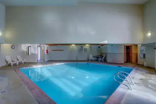 Point Dillon Condominiums