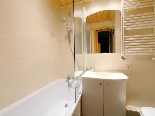 Apartment Le Pramecou - Val Claret-5 by Interhome